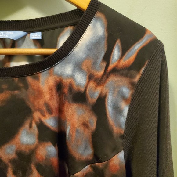 Simply Vera Abstract Top - Picture 3 of 7